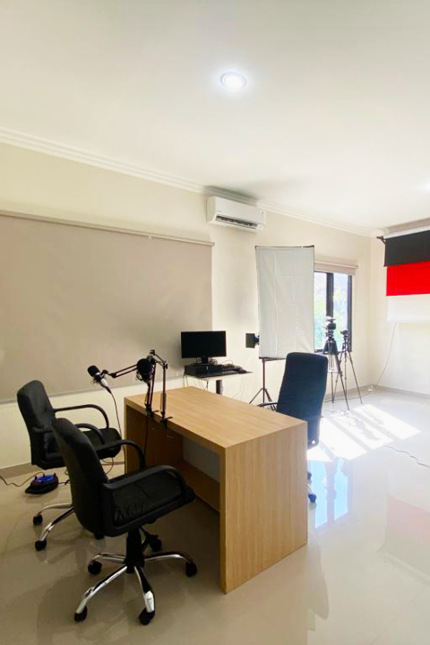 Ruang Photo Studio